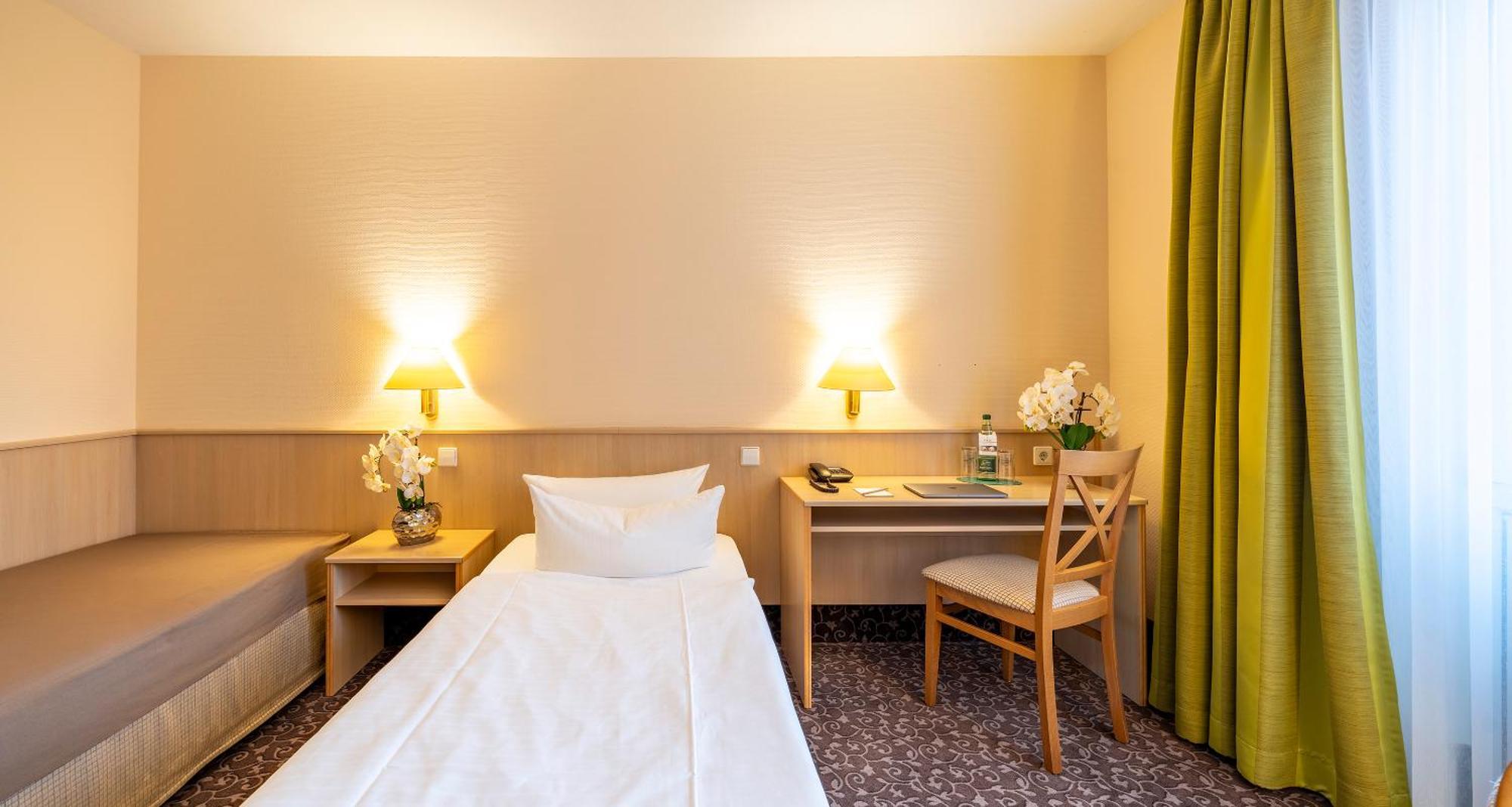 Plaza Inn Chemnitz Esterno foto